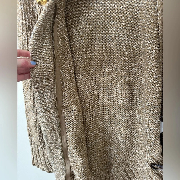 Micheal Kors Women's Small Tan Jacket with buttons and Zipper - Picture 5 of 6